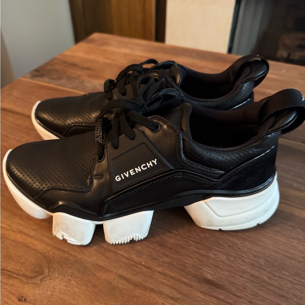Men Givenchy Black and White Low Top Sneakers Leather Size 10 EU 43